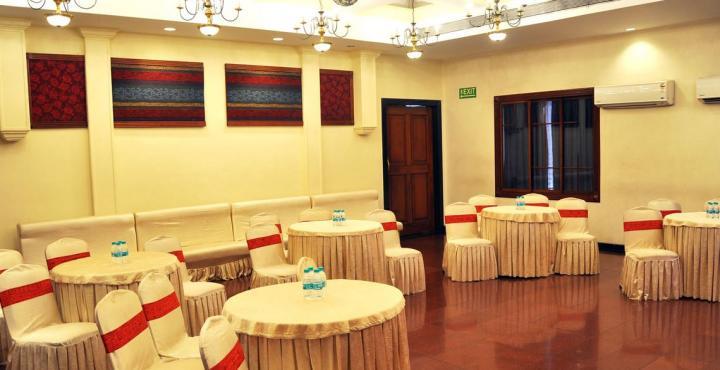 Abbott Hotel Navi Mumbai Buitenkant foto