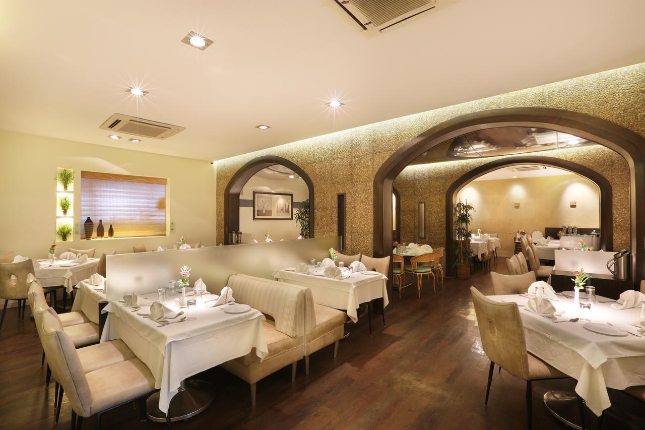 Abbott Hotel Navi Mumbai Buitenkant foto
