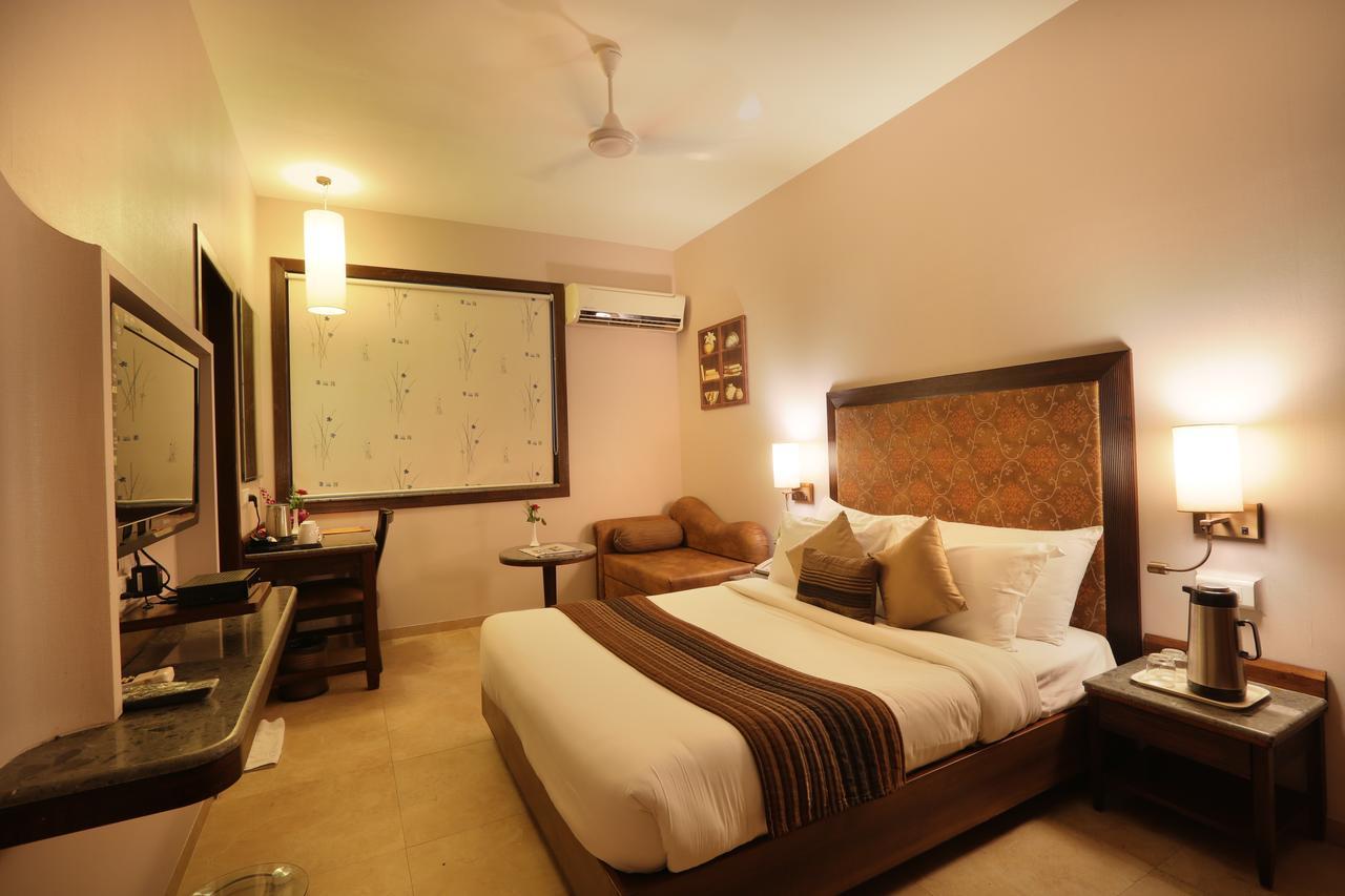 Abbott Hotel Navi Mumbai Buitenkant foto