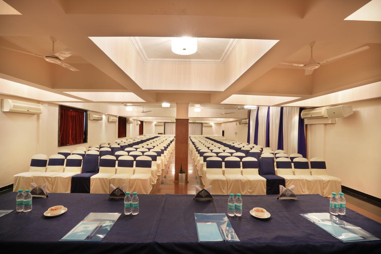 Abbott Hotel Navi Mumbai Buitenkant foto