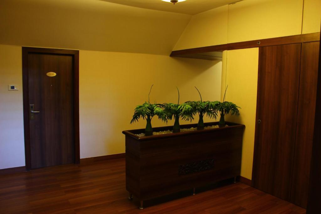 Abbott Hotel Navi Mumbai Buitenkant foto