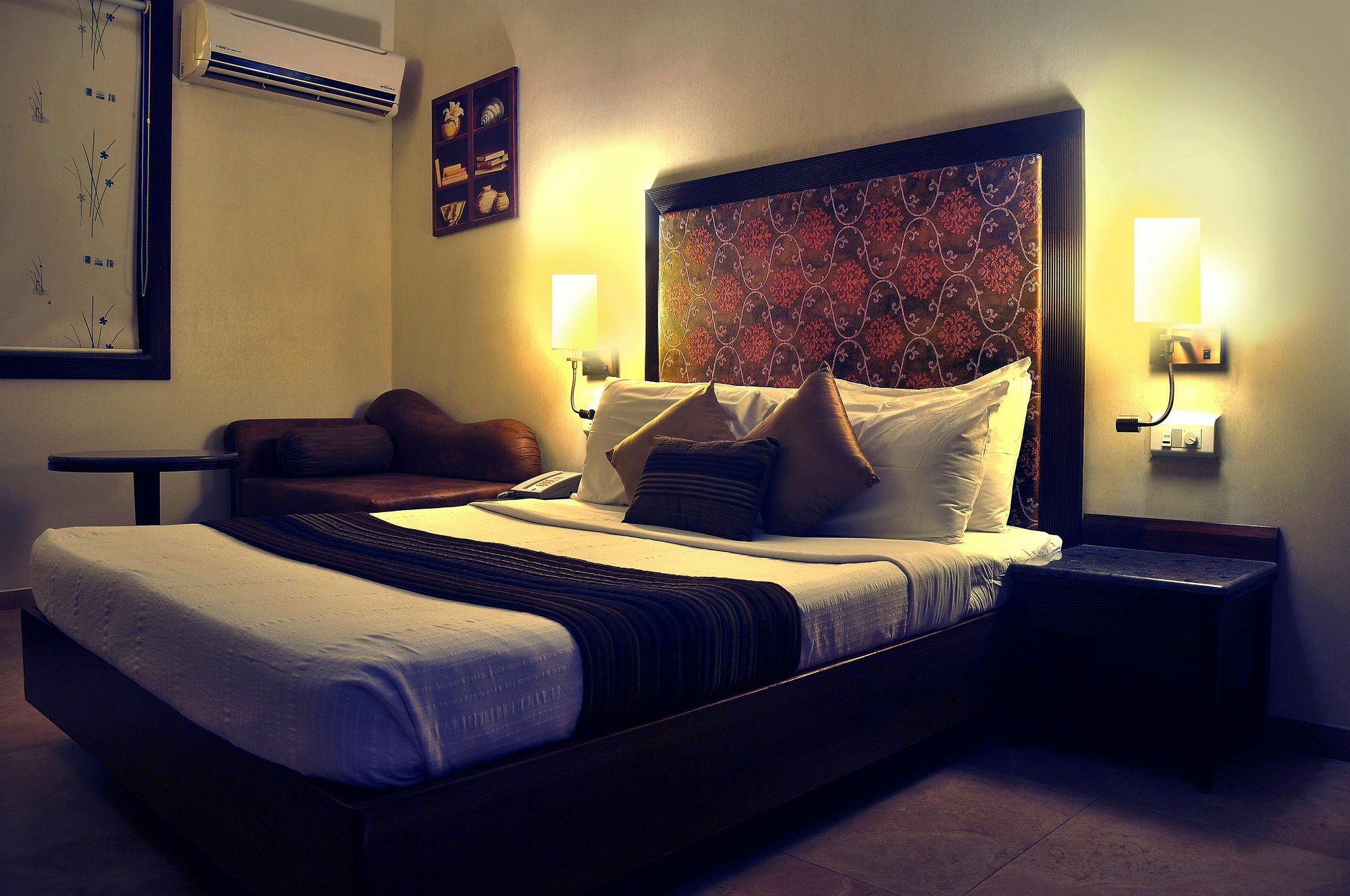 Abbott Hotel Navi Mumbai Buitenkant foto