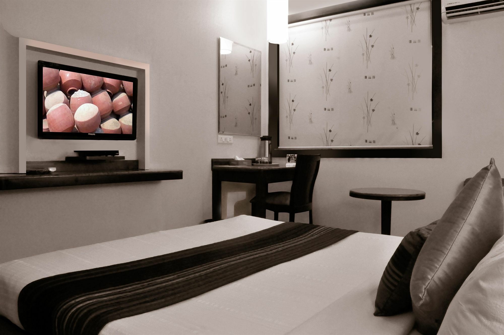 Abbott Hotel Navi Mumbai Buitenkant foto